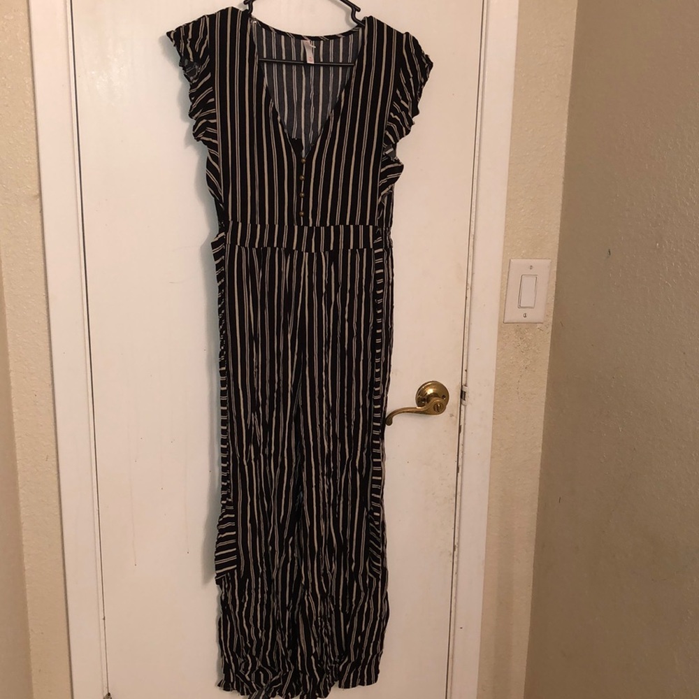 black/off white jumpsuit